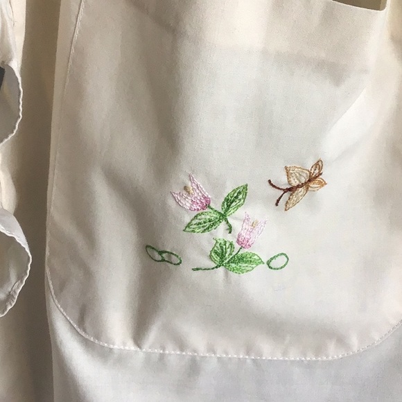 Beautiful vintage apron - Picture 3 of 6